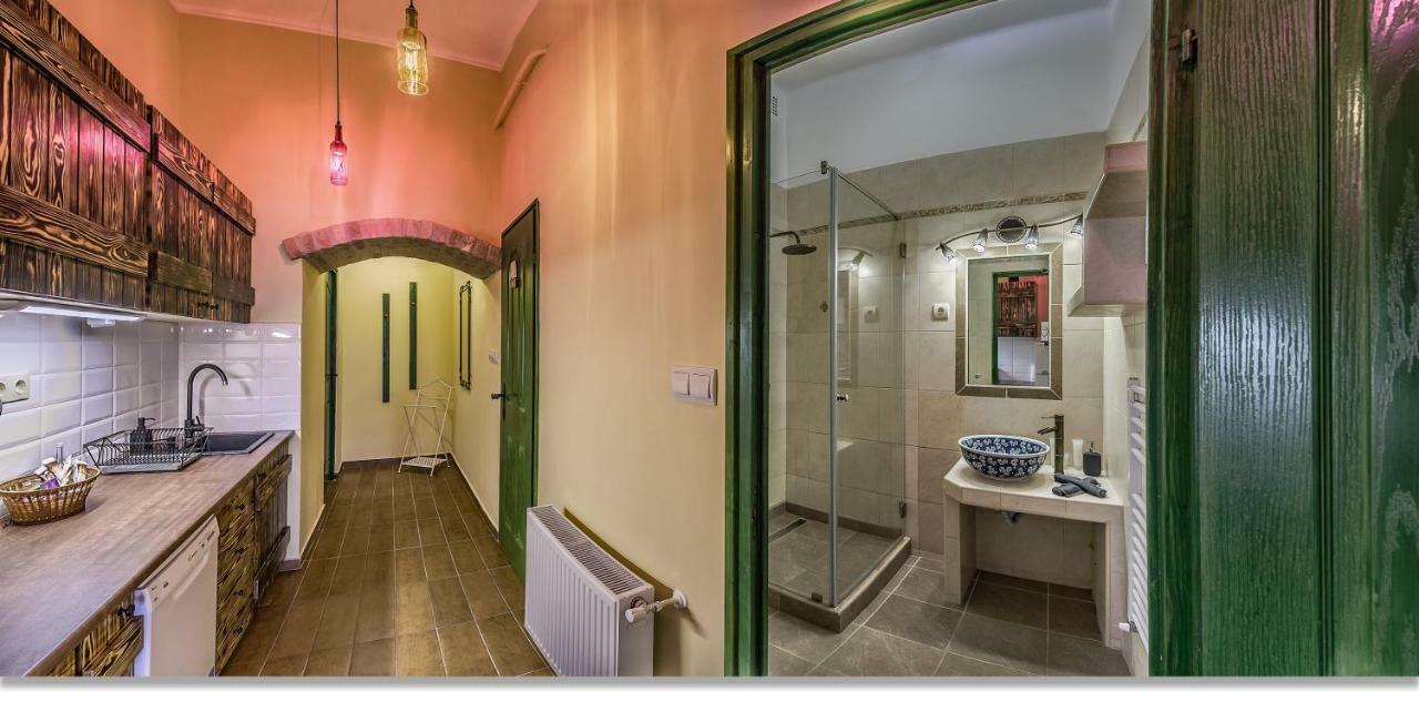 Wine Cellar Boutique Apartment Budapesta Exterior foto